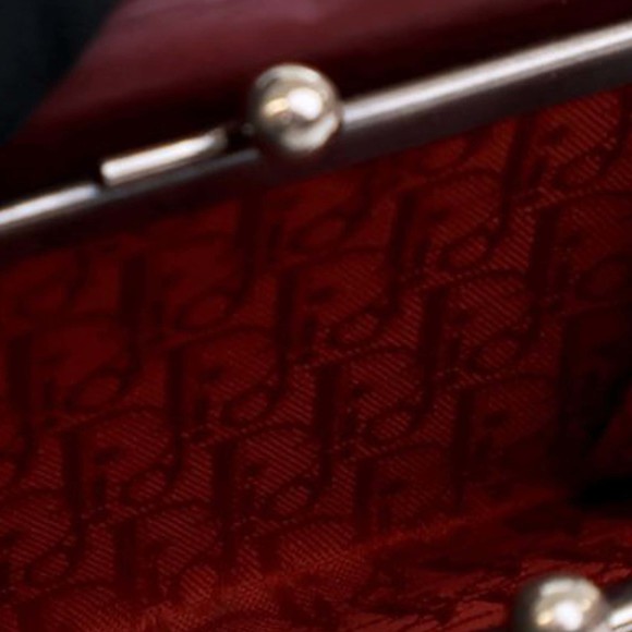 Pre-Loved Dior Calfskin Heart Compact Small Wallet - Picture 8 of 12